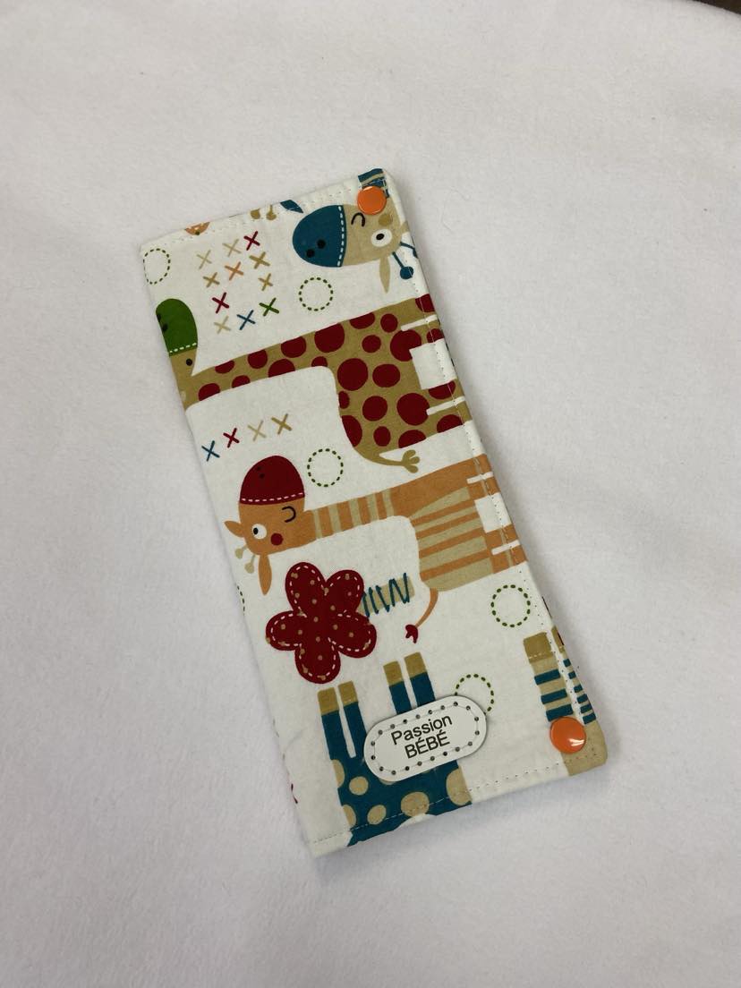 Protège carnet de santé girafe